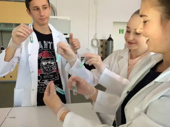 Biologia medyczna — klasa 1 — zdjęcie 3