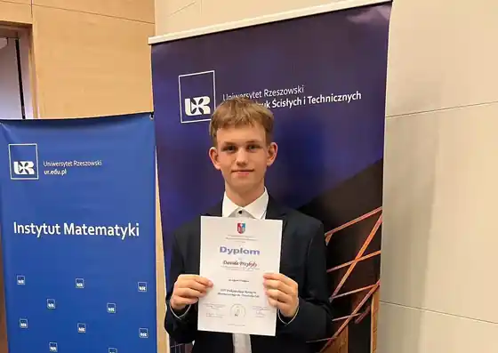 Dawid Przybyło w gronie laureatów Podkarpackiego Konkursu Matematycznego