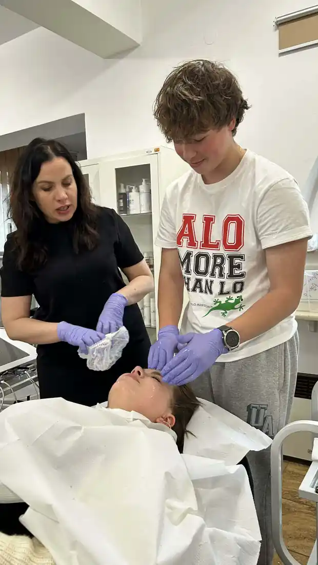 Zajęcia laboratoryjne w Kielnarowej — zdjęcie 2